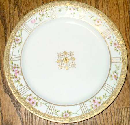 N1190 Dinner Plate