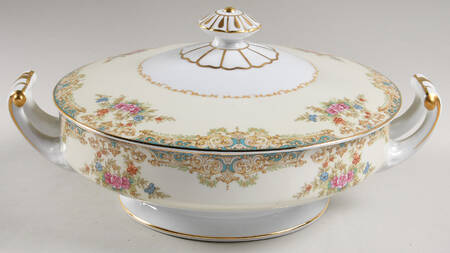 Camelot (3031 & NO #) Round Covered Vegetable