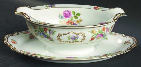 Dresalda Gravy Boat with Attached Underplate