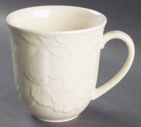 Woodbury Ivory Mug