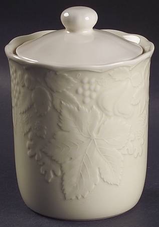 Woodbury Ivory Medium Canister & Lid