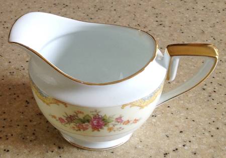 N1200 Creamer