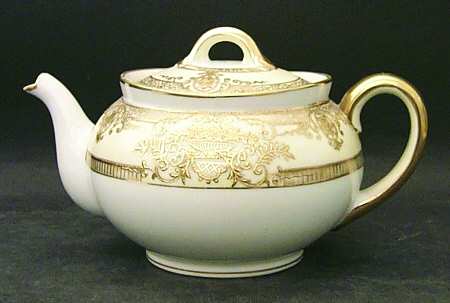 Fleurdor Teapot & Lid