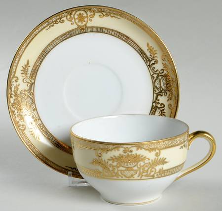 Fleurdor Oversized Cup & Saucer Set