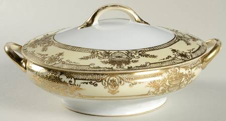 Fleurdor Round Covered Vegetable