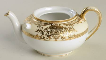 Fleurdor Small Teapot No Lid