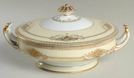 Cherita (4787) Round Covered Vegetable