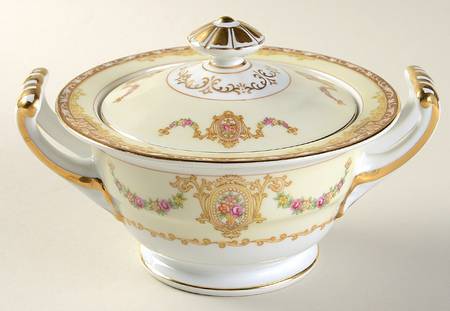 Camillia (4735) Sugar Bowl & Lid