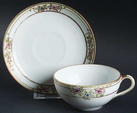 N4644 Flat Cup & Saucer Set