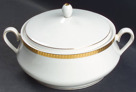 Inca Gold Round Covered Vegetable