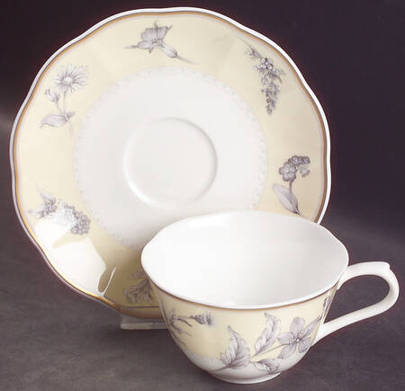 Herb Garden Flat Cup & Saucer Set