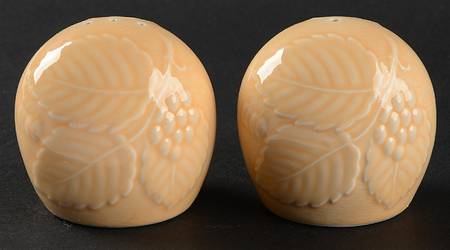 Woodbury Melon Salt & Pepper Set by Nikko