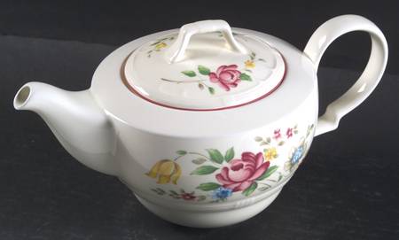Alsace Teapot & Lid
