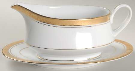 Legacy Gold Gravy Boat & Underplate