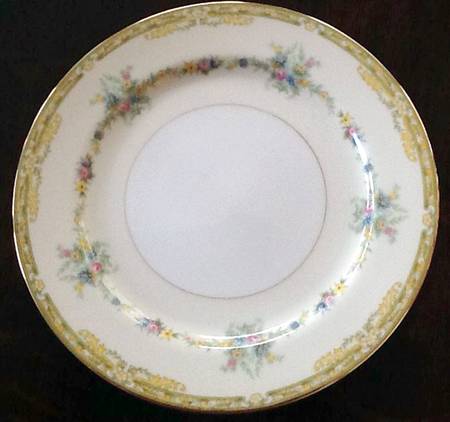 N1214 Dinner Plate