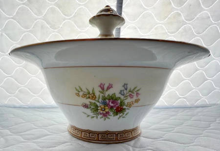 N1216 Sugar Bowl & Lid