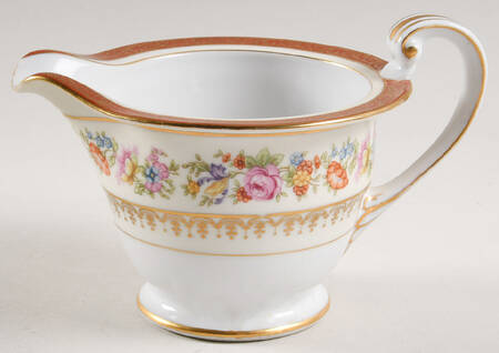 N1227 Creamer