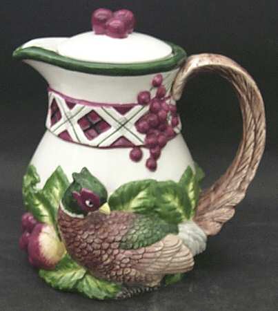 Royal Hunt Teapot & Lid