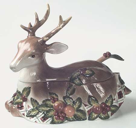 Royal Hunt Tureen & Lid w/Ladle