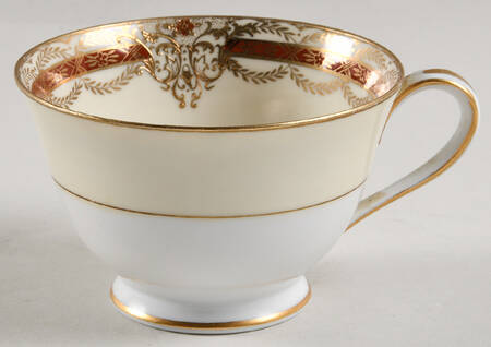 N1250 Footed Cup