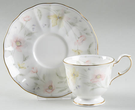 Pastel Garden Footed Cup & Saucer Set