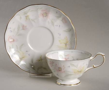 Pastel Garden Footed Cup & Saucer Set