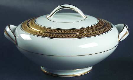 Goldridge Sugar Bowl & Lid