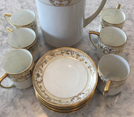N1258 Chocolate Cup & Saucer Set
