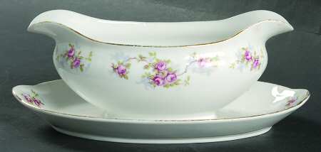 N1275 Gravy Boat with Attached Underplate