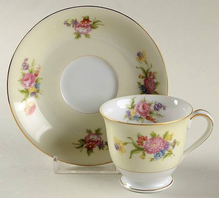N1280 Footed Demitasse Cup & Saucer Set