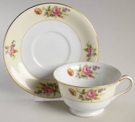 N1280 Footed Cup & Saucer Set