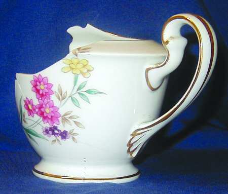 N1308 Creamer
