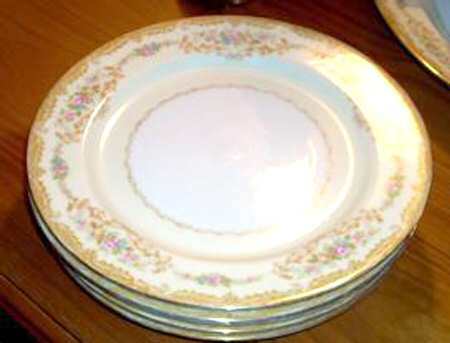 N1311 Dinner Plate