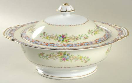 St Joan Round Covered Vegetable