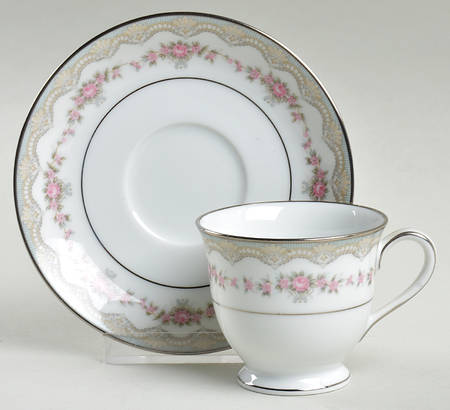 Glenwood (5770M) Footed Demitasse Cup & Saucer Set