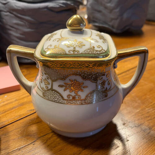 N1330 Flat Cup & Saucer Set