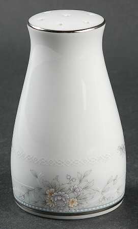 Amery Pepper Shaker