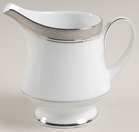 Crestwood Platinum Creamer