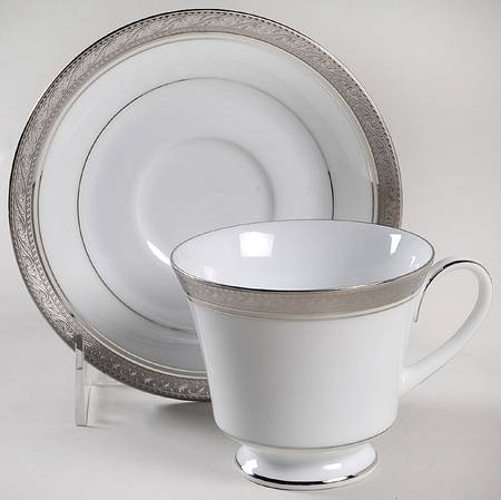 Crestwood Platinum Footed Cup & Saucer Set