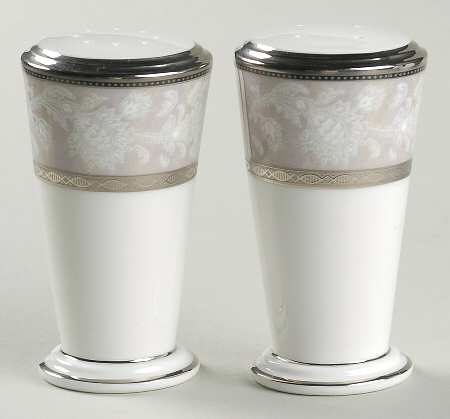 Jefferson Court Salt & Pepper Set