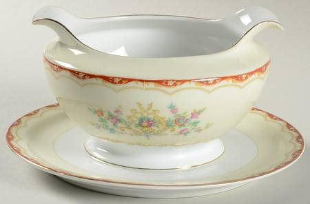 NAT29 Gravy Boat with Attached Underplate