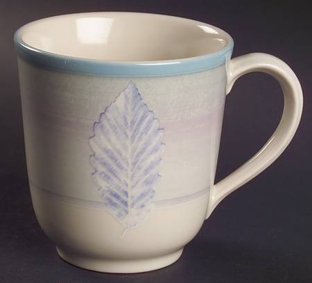Maple Crest Mug