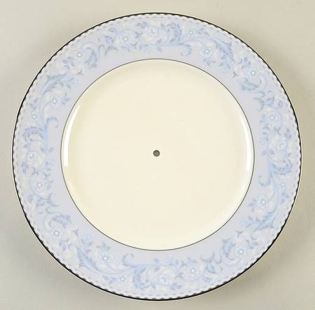 Montebello Round Serving Plate with Handle (DP)