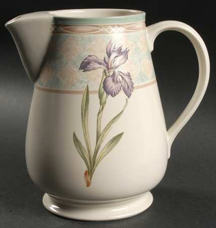Paradise Valley 74 Oz Pitcher