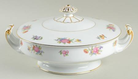 N1356 Round Covered Vegetable