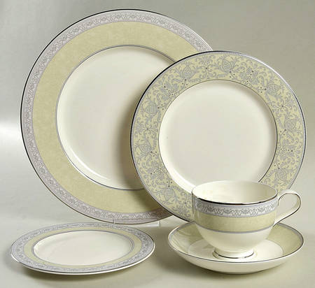 Sanderville 5 Piece Place Setting