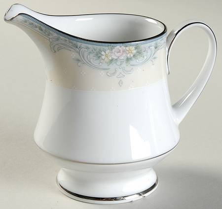 Sweet Savannah Creamer