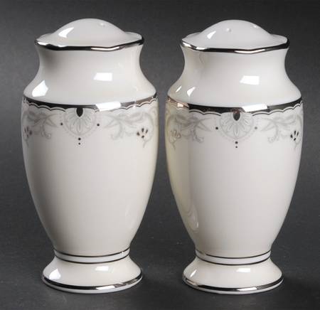 Venetian Scroll Salt & Pepper Set