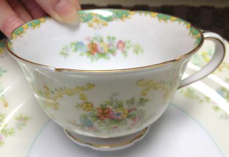 N1407 Footed Cup