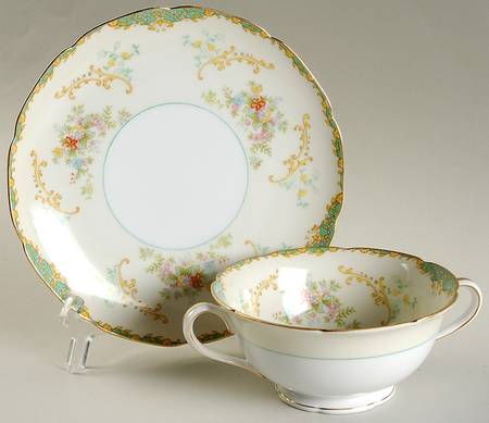 N1407 Footed Cream Soup Bowl & Saucer Set